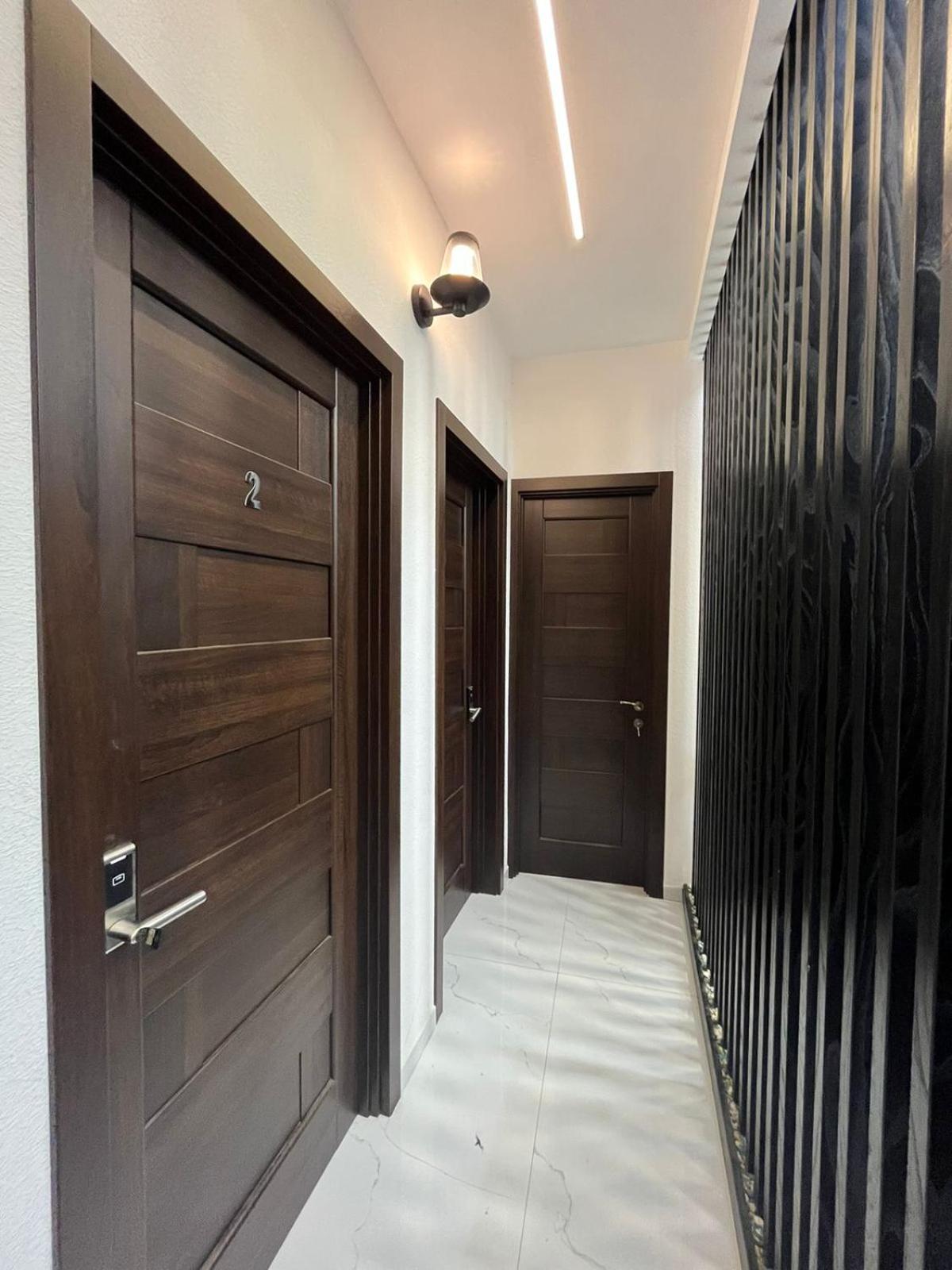 Отель Vere Tower Тбилиси Экстерьер фото