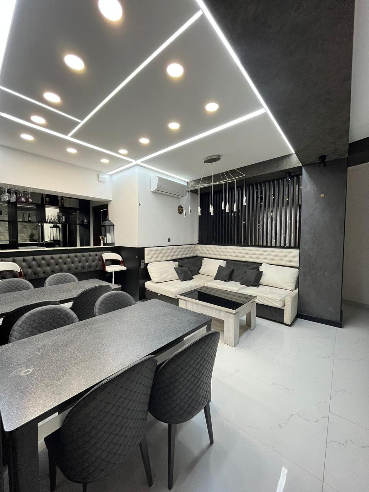Отель Vere Tower Тбилиси Экстерьер фото