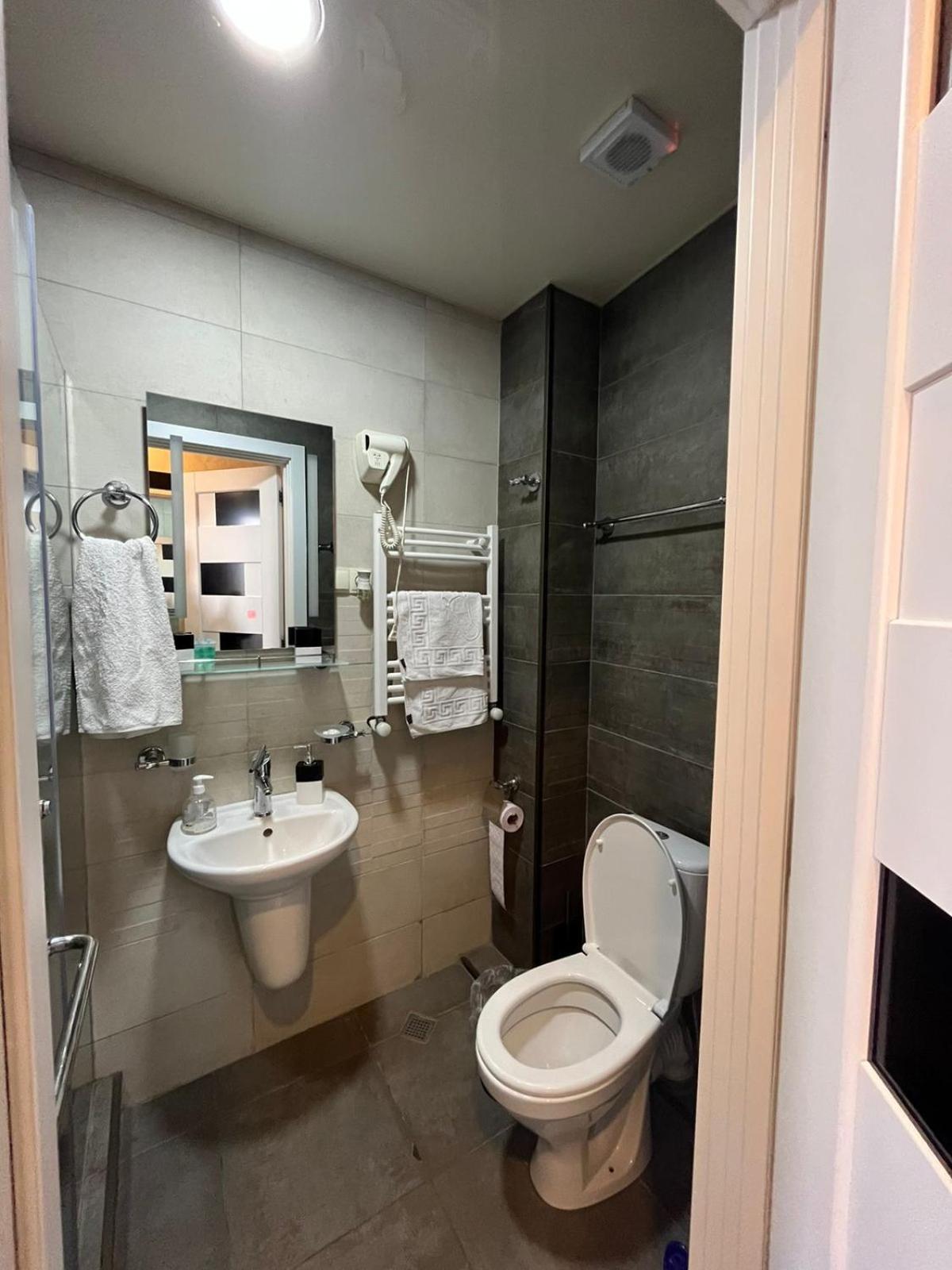 Отель Vere Tower Тбилиси Экстерьер фото
